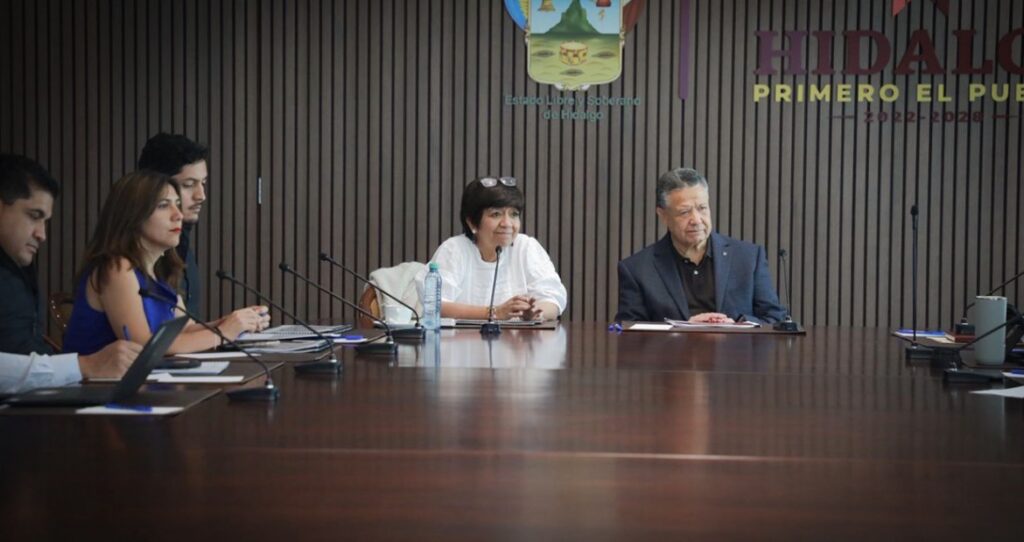 GOBIERNO DE HIDALGO Y SEDATU ANALIZAN REUBICACIÓN DE FAMILIAS DAMNIFICADAS.